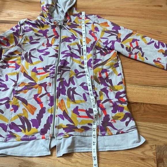 Logo by Lori Goldstein lounge multi print and color full zip jacket size XL - Picture 4 of 7